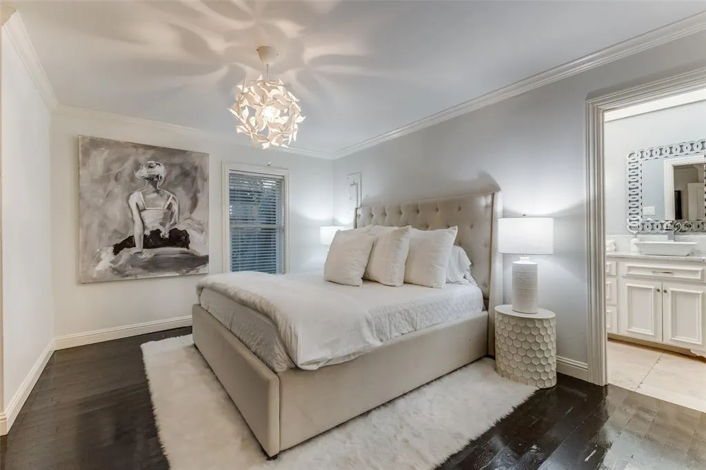 3778 Shorecrest Drive