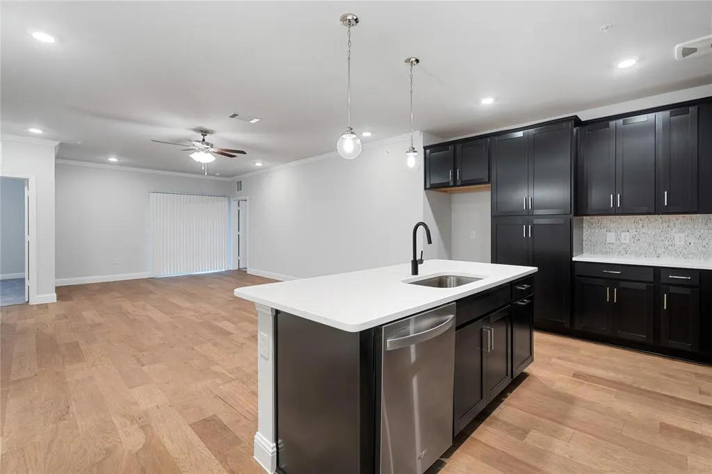 651 N Watters Road, #3405