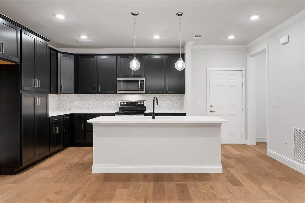 651 N Watters Road, #3405