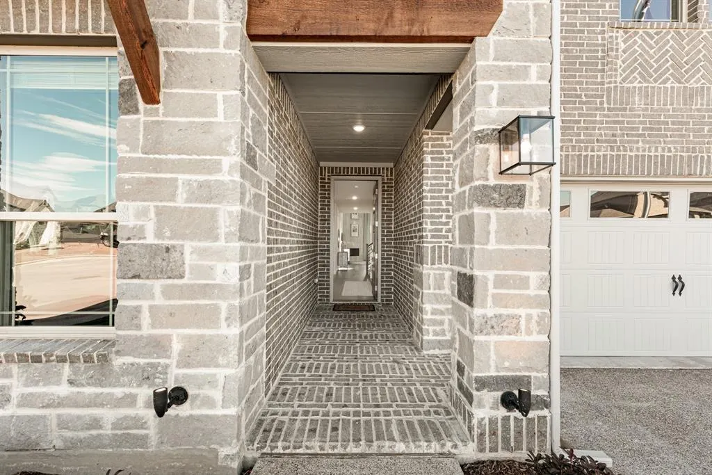2312 River Trail