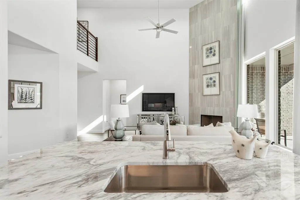 2312 River Trail