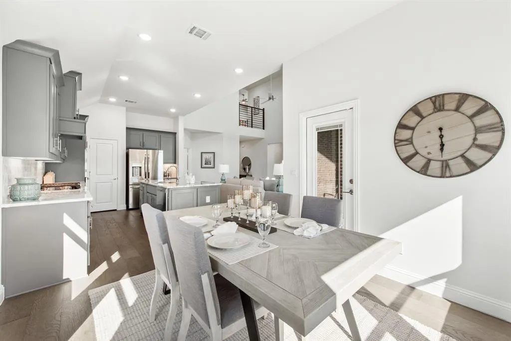 2312 River Trail