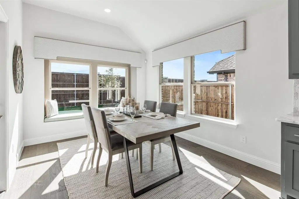 2312 River Trail