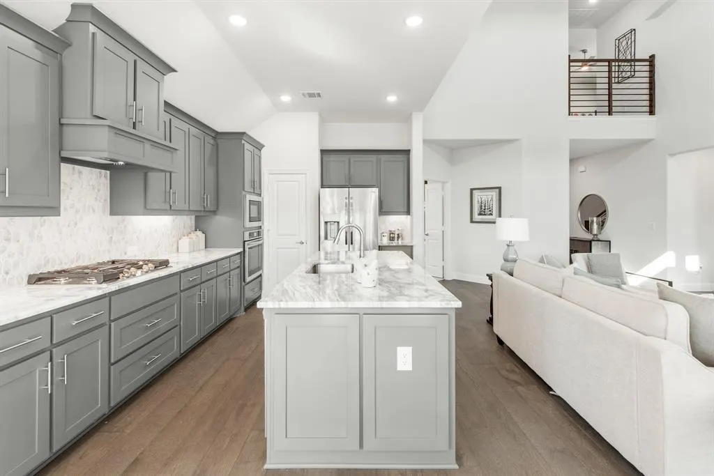2312 River Trail