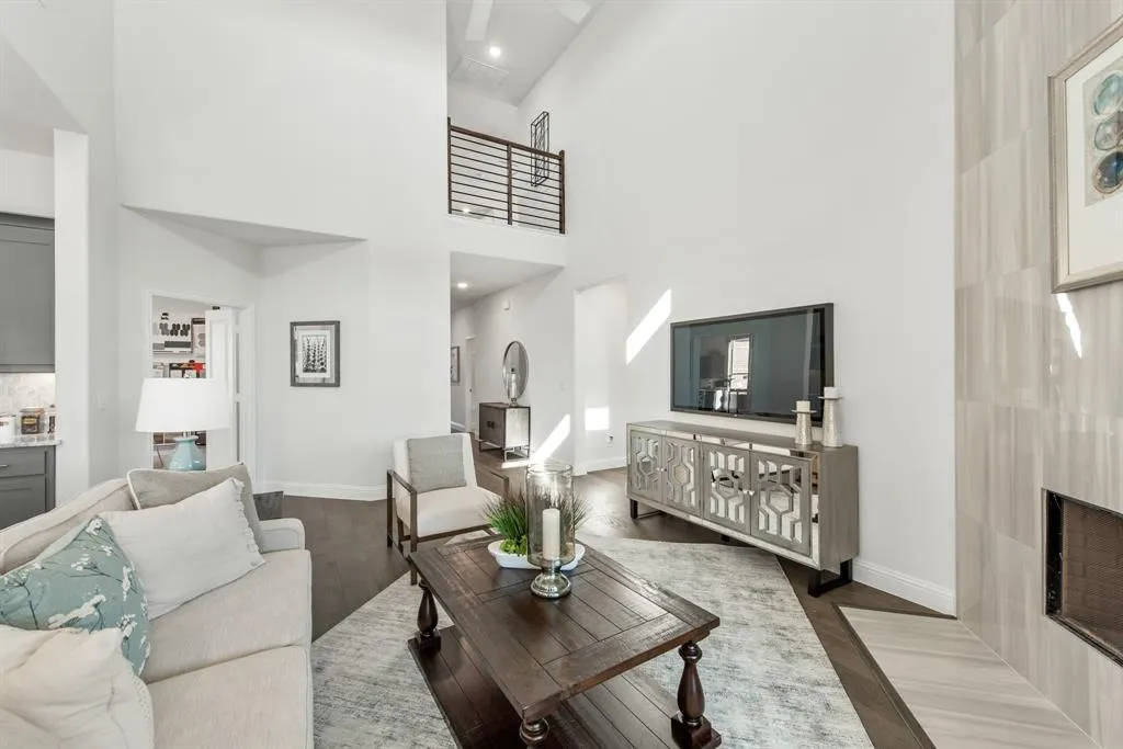 2312 River Trail