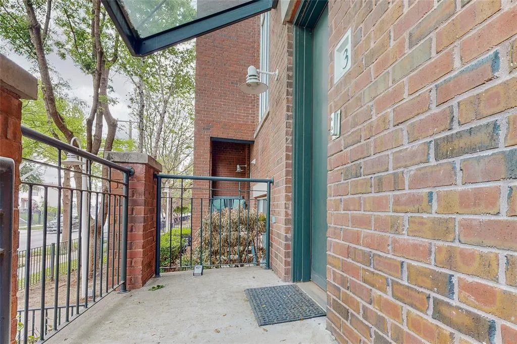 4227 Rawlins Street, #3