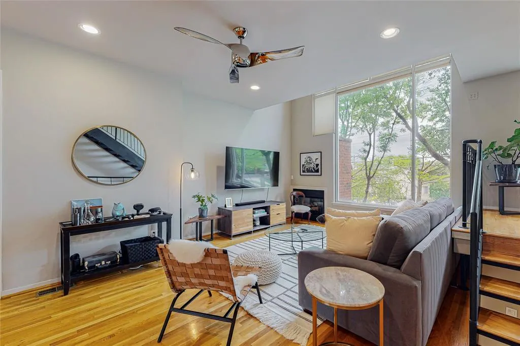 4227 Rawlins Street, #3