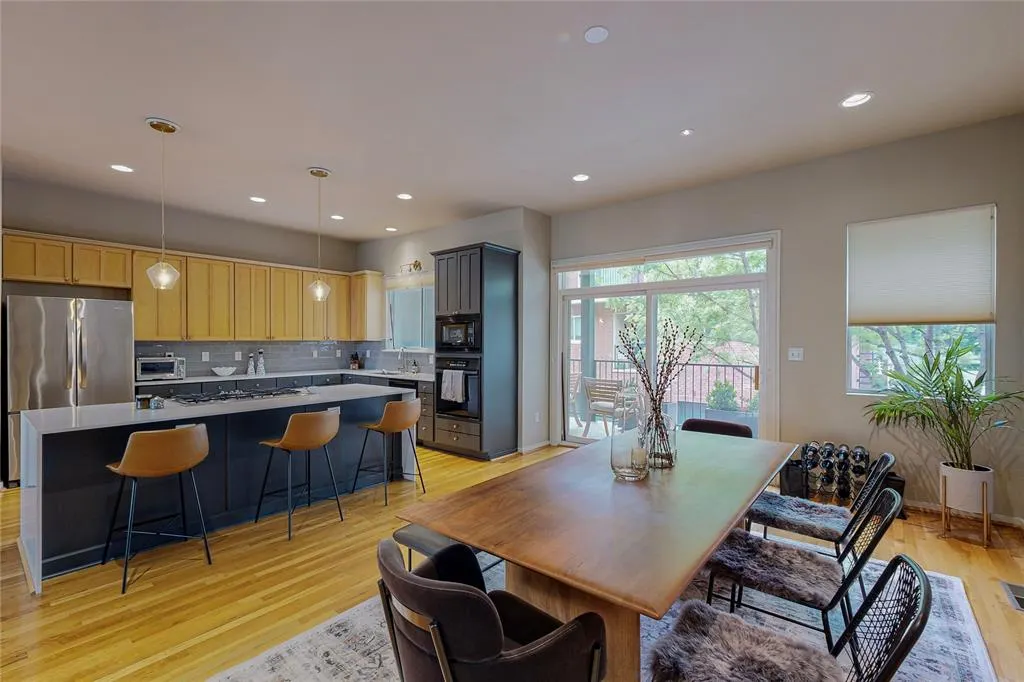 4227 Rawlins Street, #3