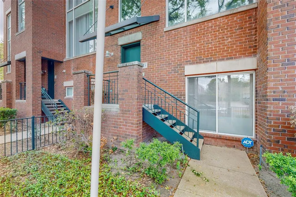 4227 Rawlins Street, #3