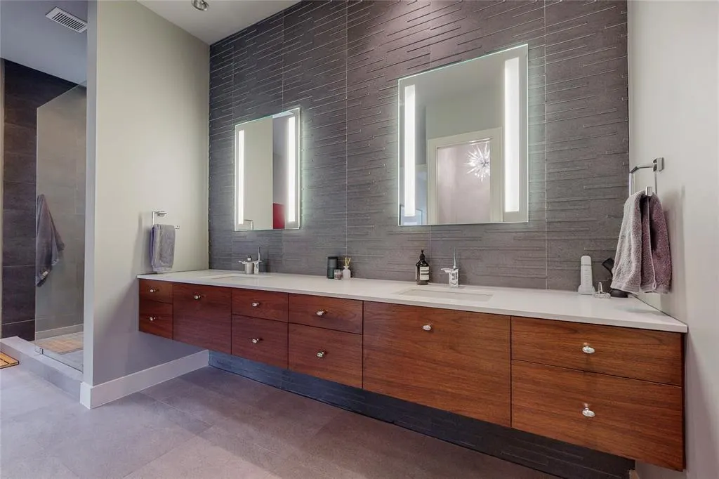4227 Rawlins Street, #3