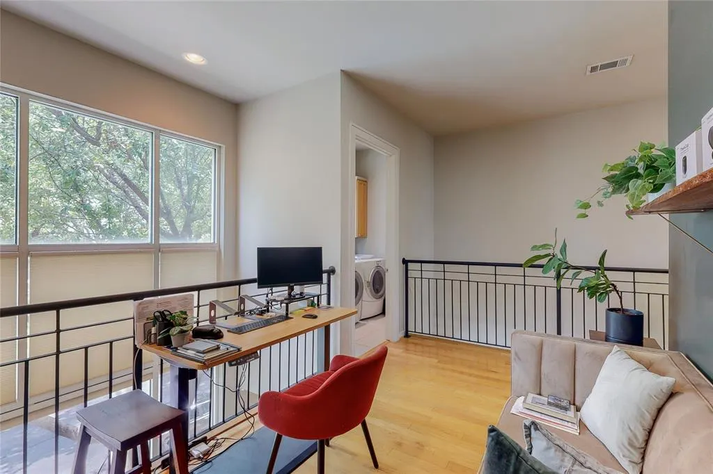 4227 Rawlins Street, #3