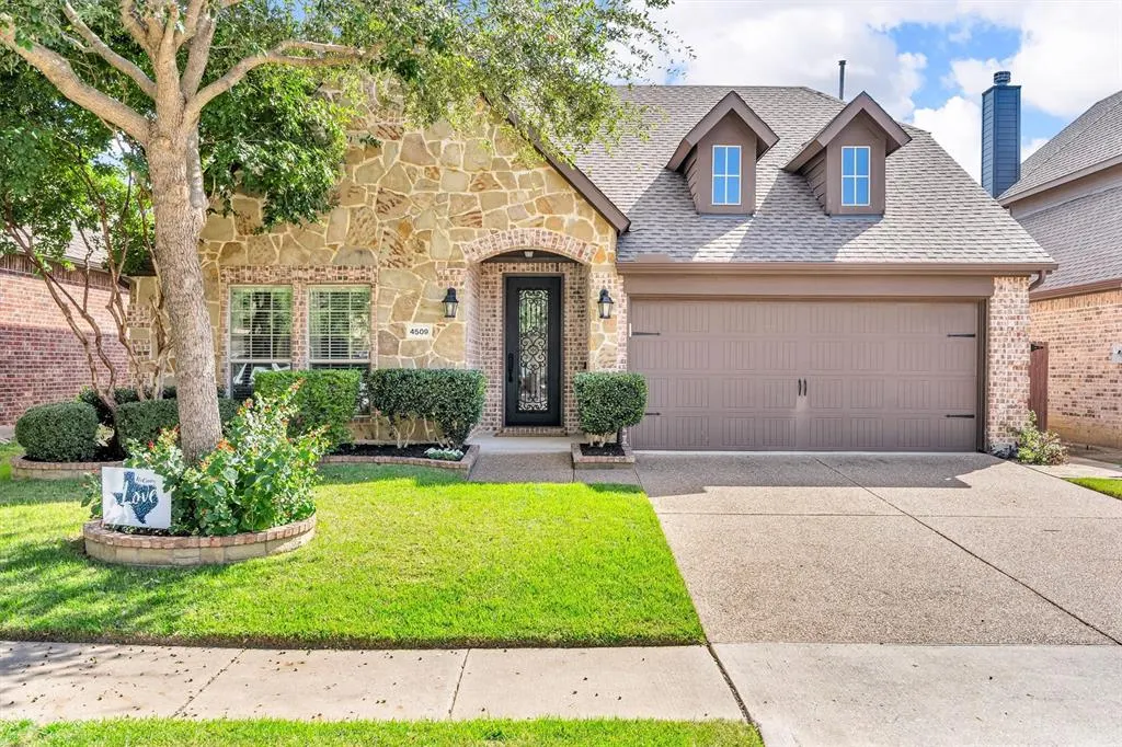 4509 Moonlight Drive