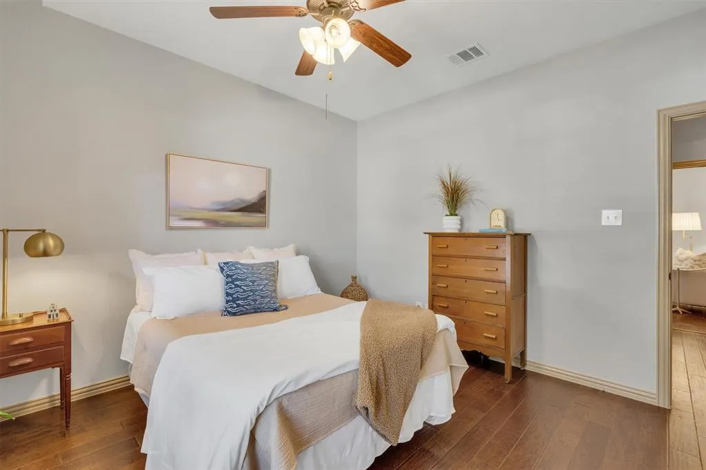 4509 Moonlight Drive