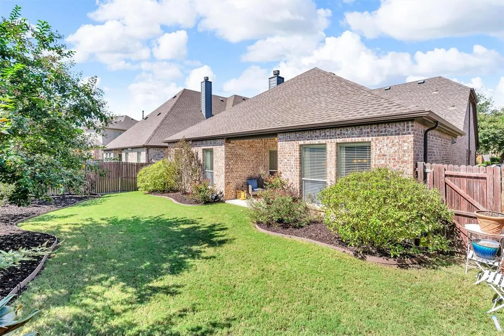 4509 Moonlight Drive