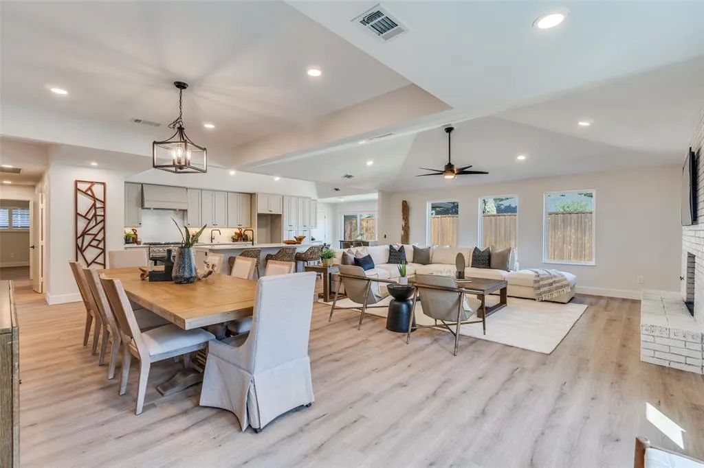 6019 Daven Oaks Drive