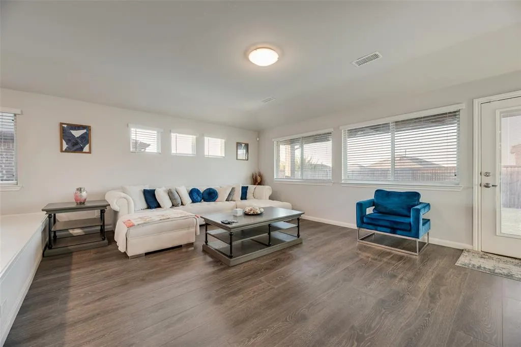 1225 Pleasant Knoll Trail