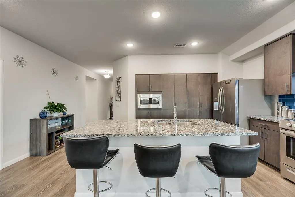 1225 Pleasant Knoll Trail