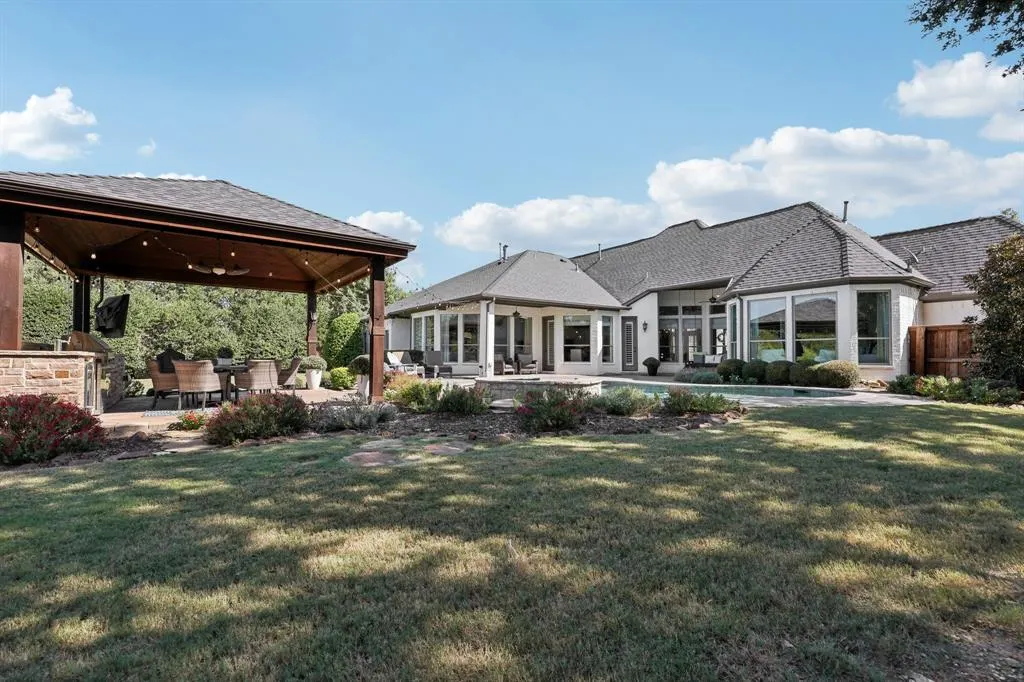 1901 Blue Forest Drive