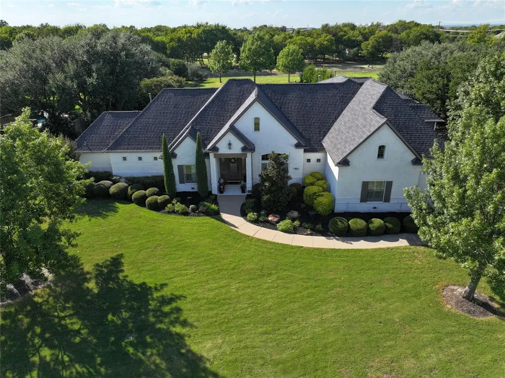 1901 Blue Forest Drive