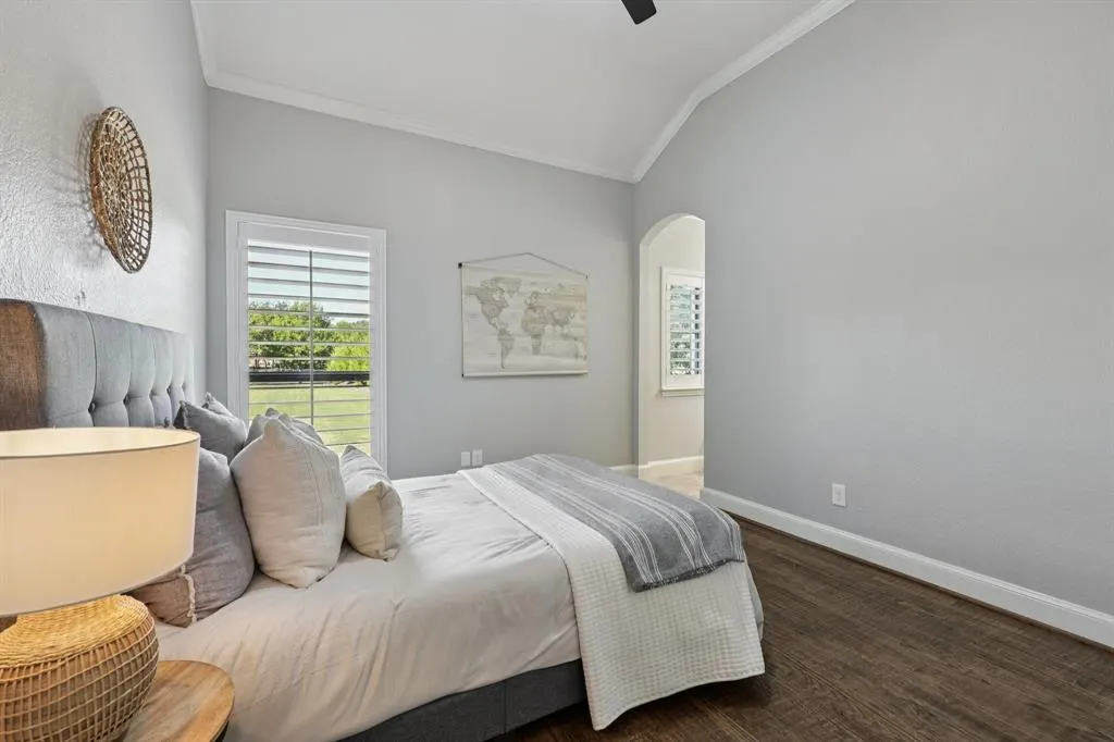 1901 Blue Forest Drive