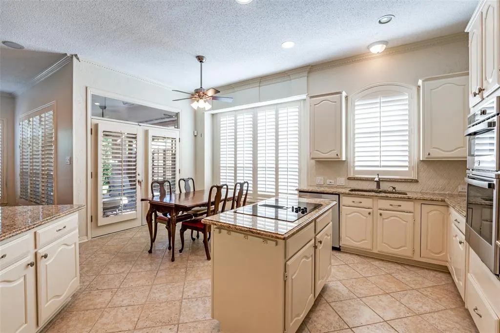 11000 Alexandria Drive