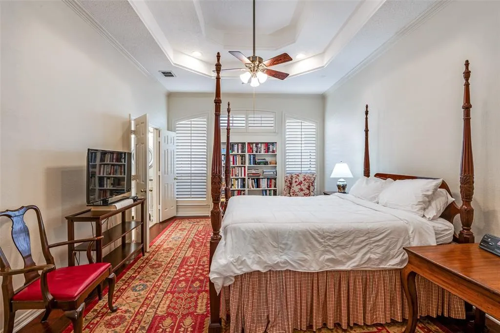 11000 Alexandria Drive