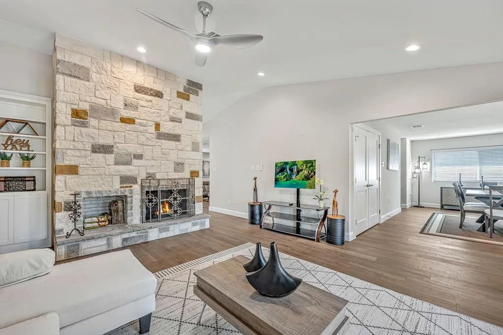 3151 Kinkaid Drive