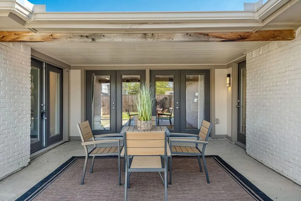 3151 Kinkaid Drive