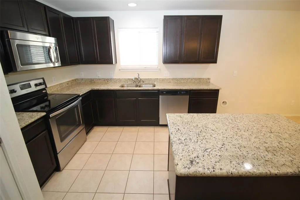 1401 Rivers Creek Lane