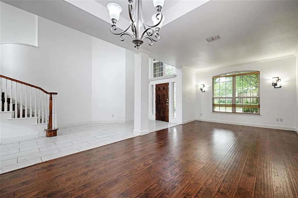 2928 Hagen Drive