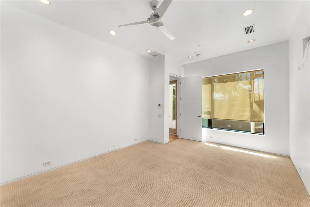 1505 N Haskell Avenue, #5