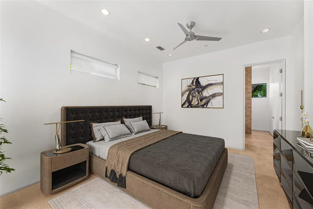 1505 N Haskell Avenue, #5