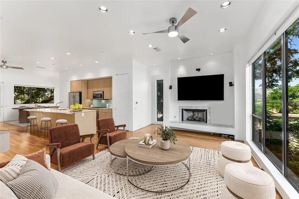 1505 N Haskell Avenue, #5