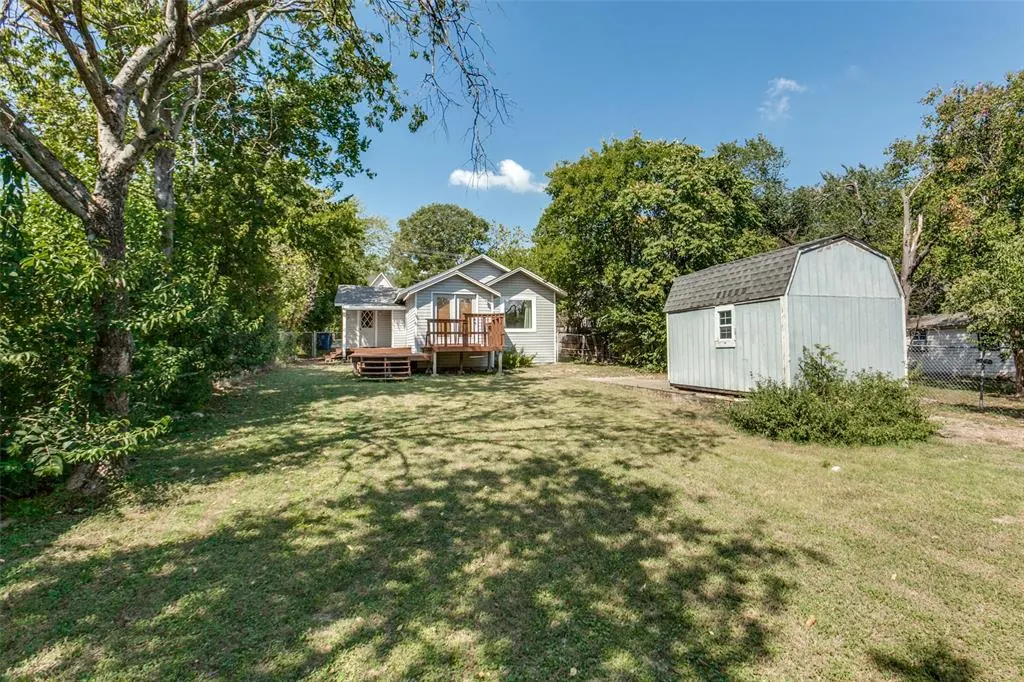 8910 San Leandro Drive