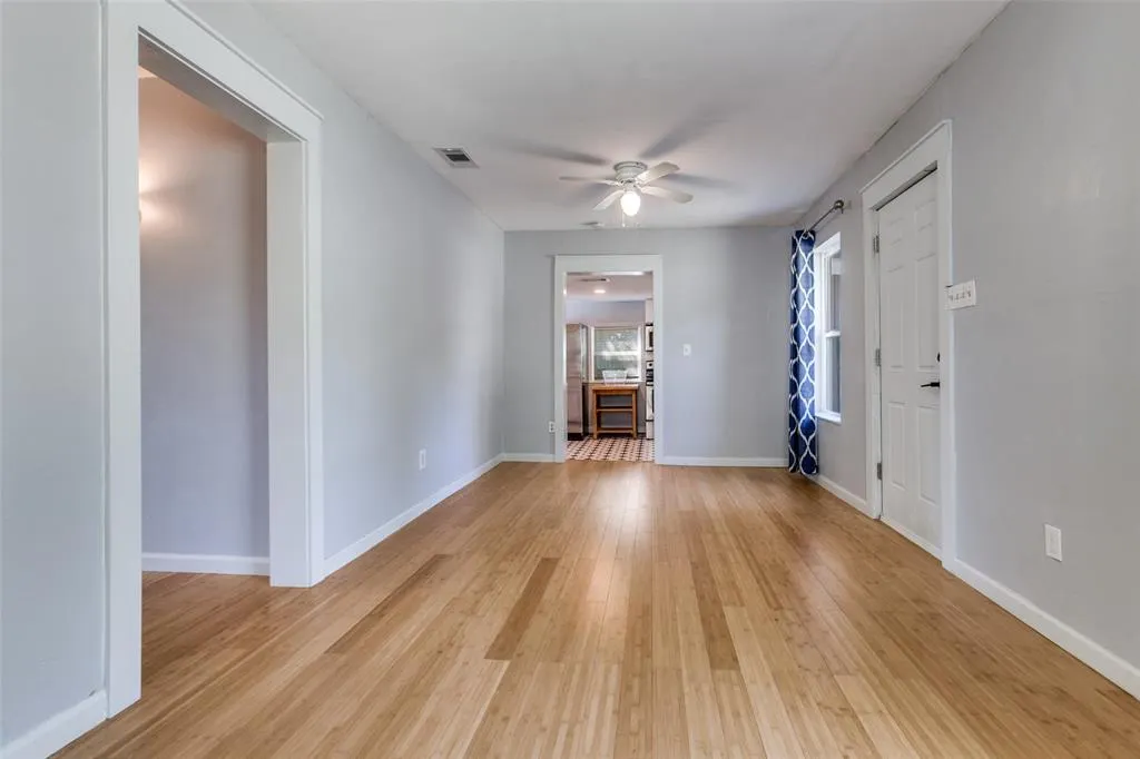 8910 San Leandro Drive