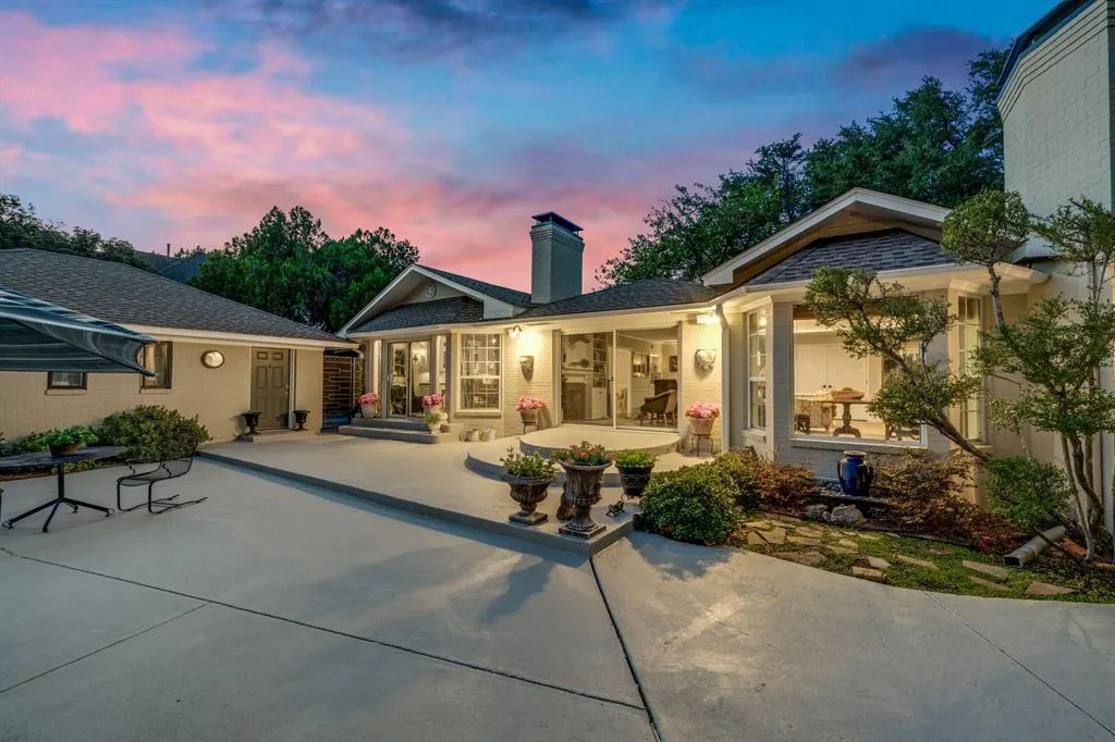 4230 Valley Ridge Road