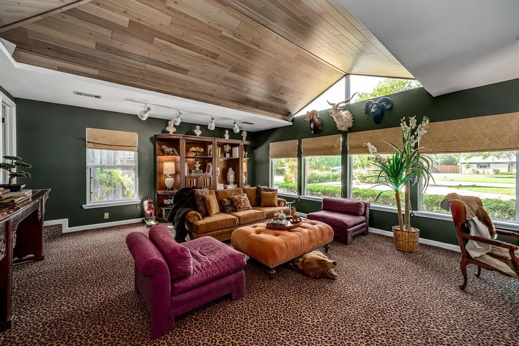 4230 Valley Ridge Road