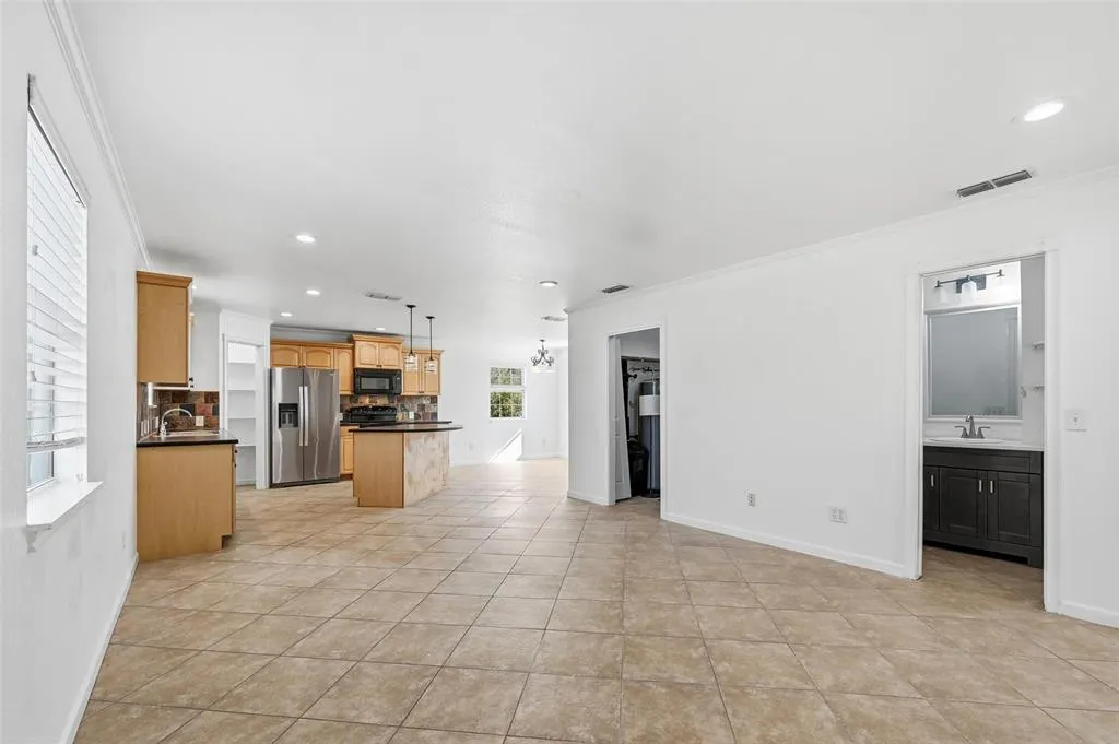 633 Rose Garden Drive, #2