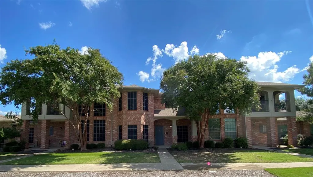 575 S Virginia Hills Drive, #303