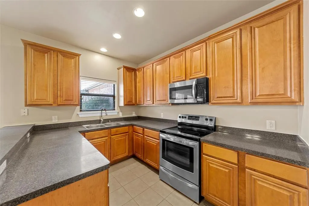 575 S Virginia Hills Drive, #303