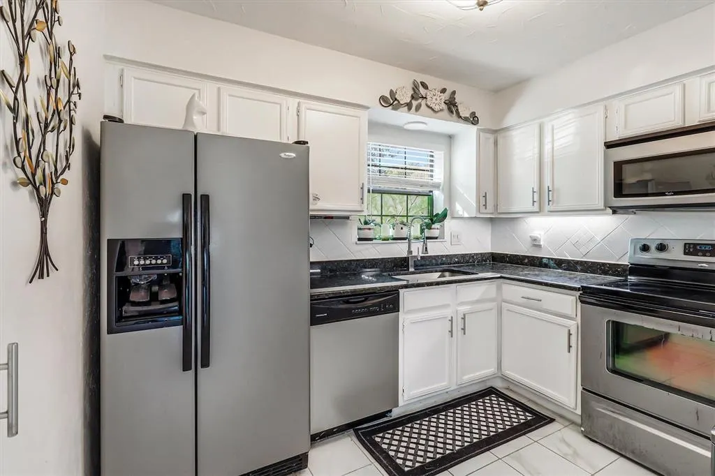 15151 Berry Trail, #1307