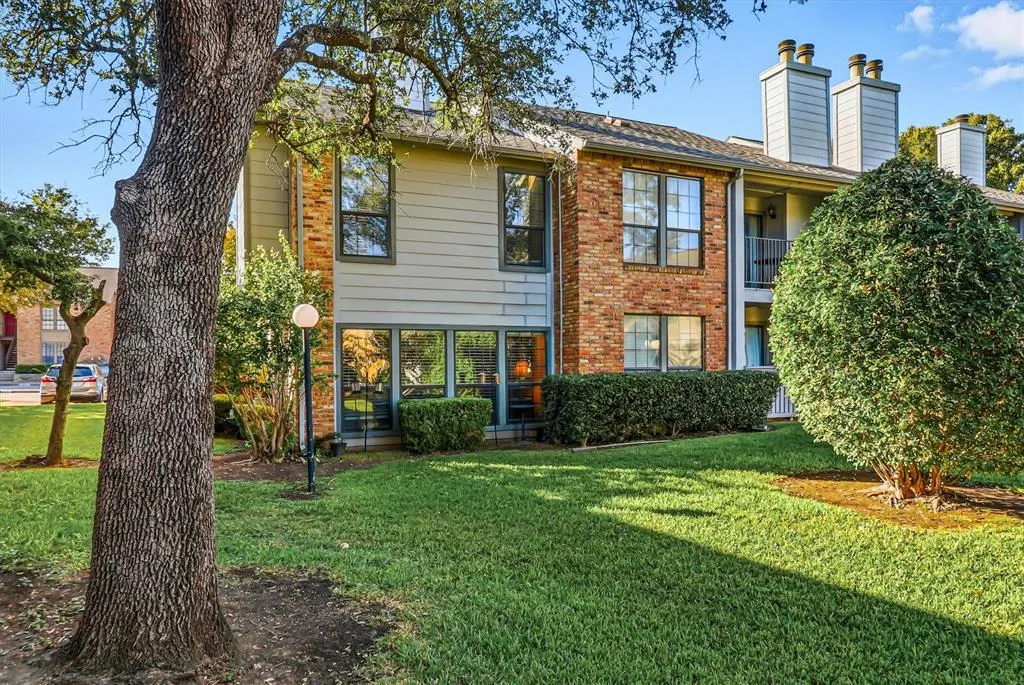 15151 Berry Trail, #1307