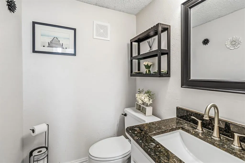 15151 Berry Trail, #1307