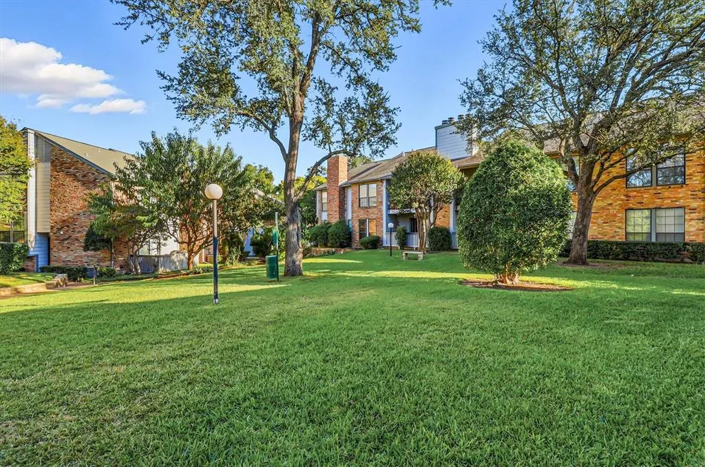 15151 Berry Trail, #1307