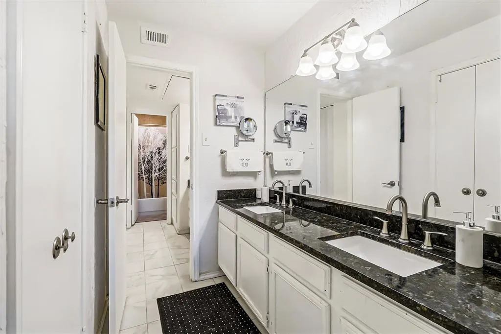 15151 Berry Trail, #1307