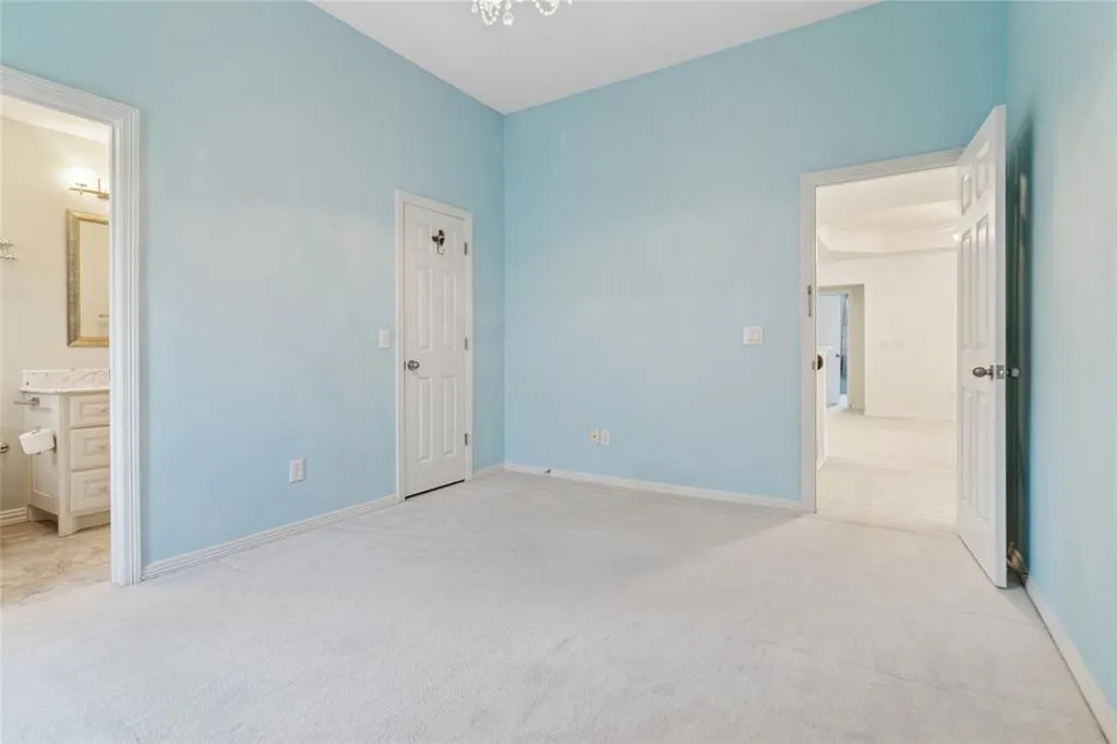 6421 Glenhollow Drive