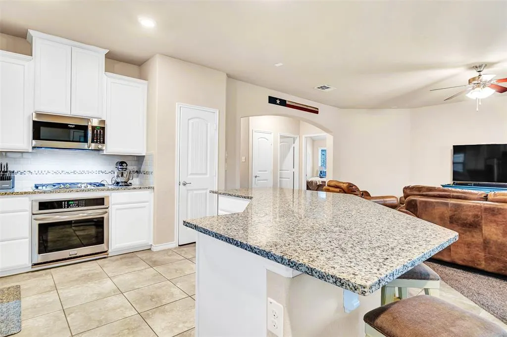 10100 Levelland Place