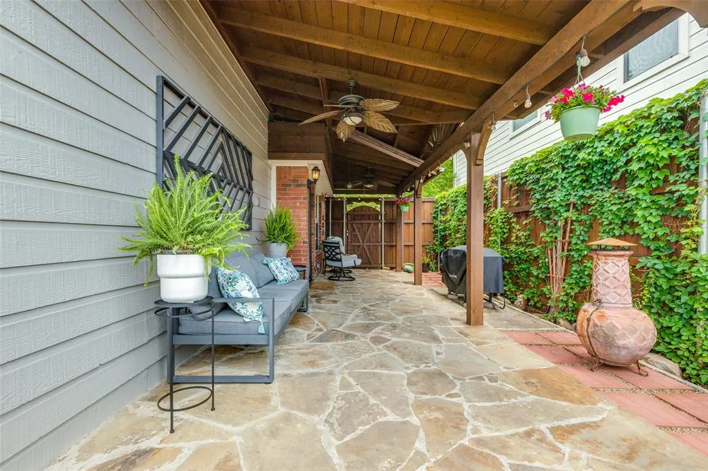3920 Evergreen Court