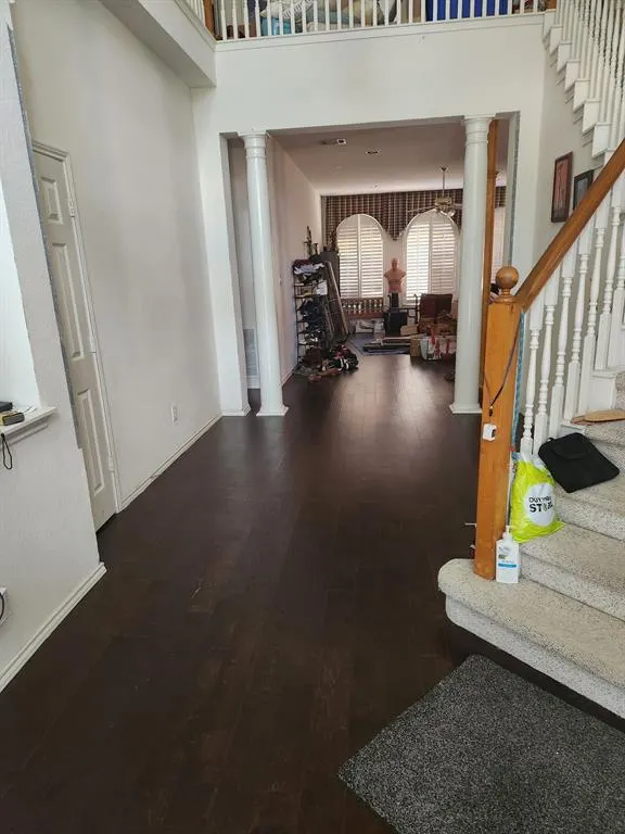 3041 Hillingdon Drive