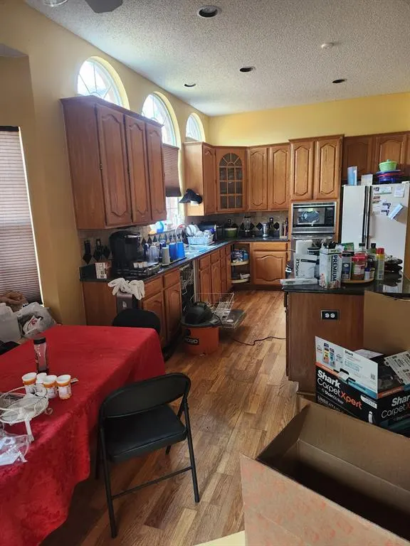 3041 Hillingdon Drive